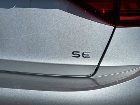 Used 2024 Volkswagen Jetta SE image 25