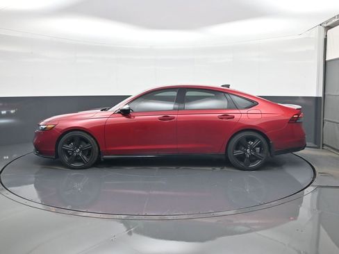 Used 2024 Honda Accord Sport image 4