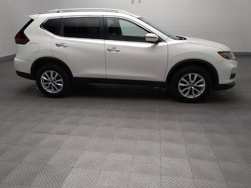 Used 2019 Nissan Rogue SV AWD/4WD image 11