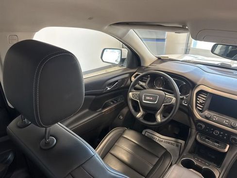 Used 2023 GMC Acadia Denali AWD/4WD image 32
