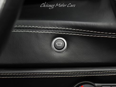 Used 2017 Ferrari 488 Spider image 19