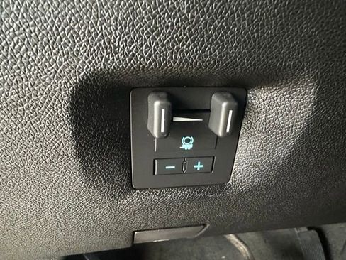 Used 2008 GMC Sierra 3500 SLT w/ Convenience Package image 32