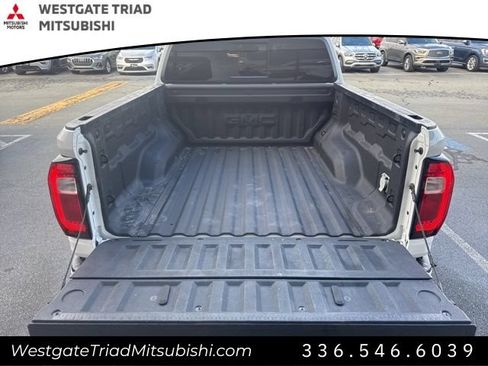 Used 2023 GMC Canyon AT4 w/ LPO, Skid Plate Package AWD/4WD image 11