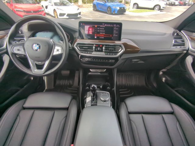 Used 2023 BMW X4 xDrive30i AWD/4WD image 17