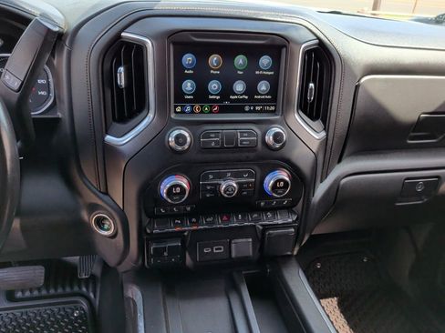 Used 2021 GMC Sierra 1500 AT4 w/ AT4 Premium Package AWD/4WD image 23