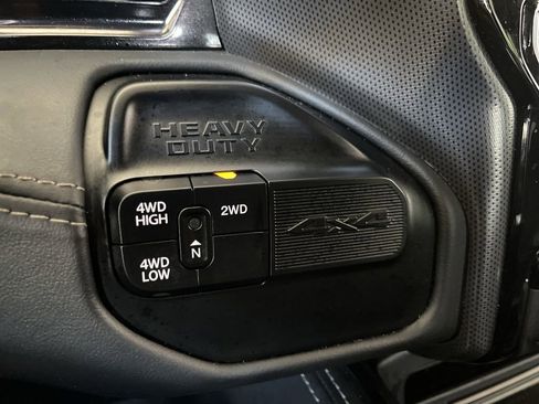 Used 2024 RAM 2500 Limited AWD/4WD image 38