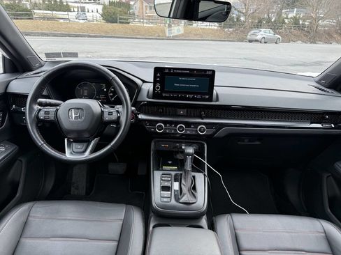 Used 2025 Honda CR-V Sport Touring image 17