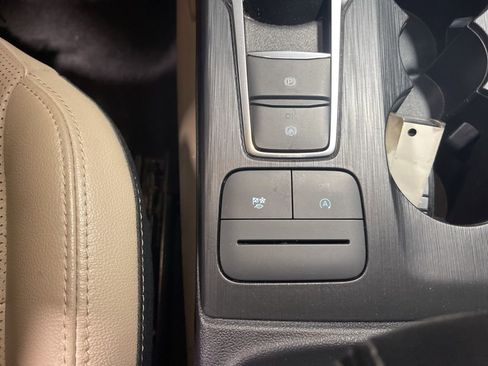 Used 2022 Ford Escape SEL image 33