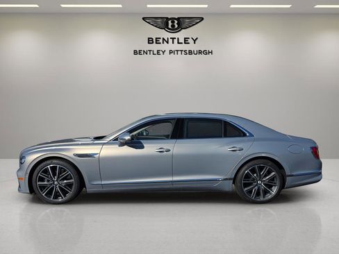 New 2026 Bentley Flying Spur image 2