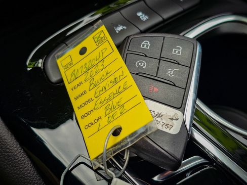 Used 2023 Buick Envision Essence AWD/4WD image 43