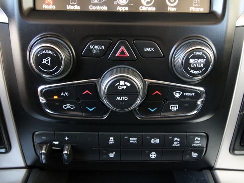 Used 2016 RAM 2500 Lone Star image 32