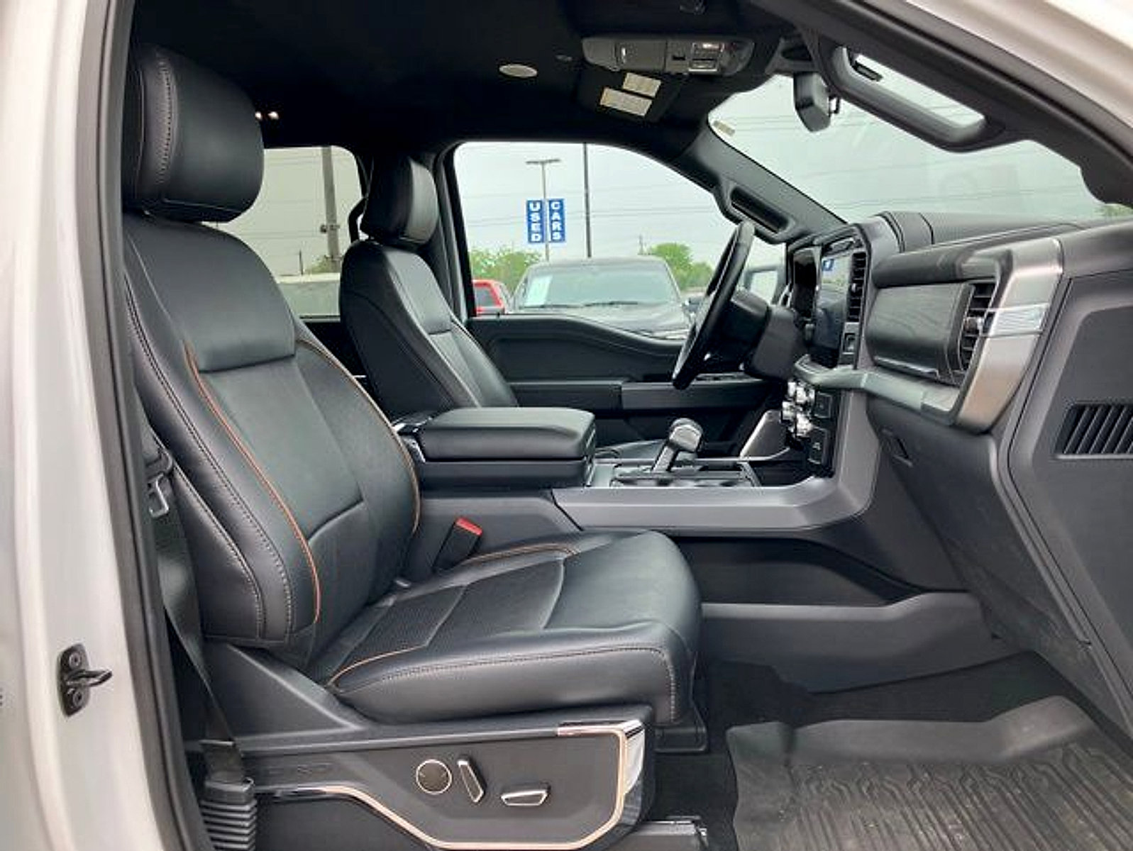Used 2024 Ford F150 Lariat w/ Equipment Group 502A High AWD/4WD image 11