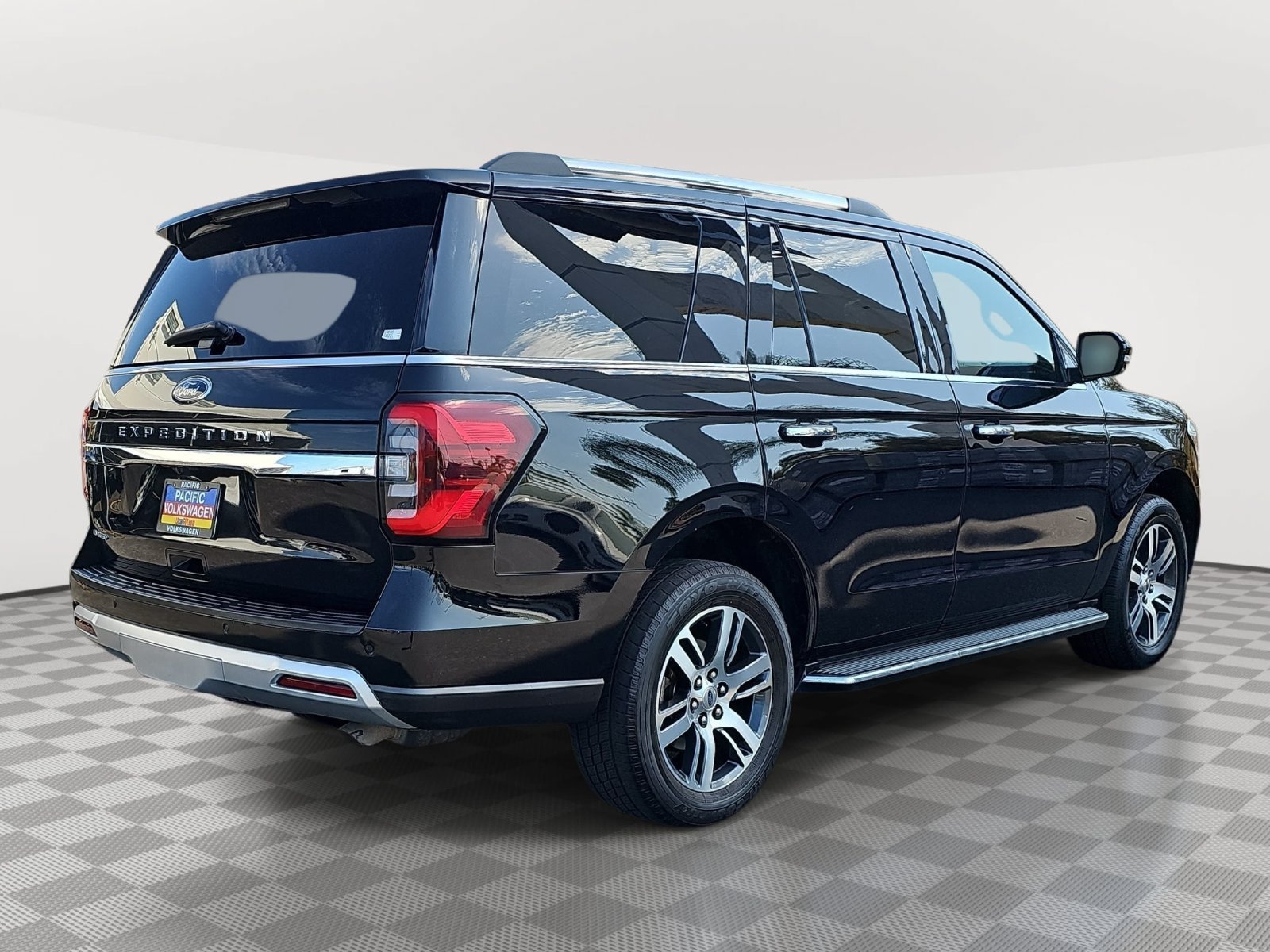 Used 2022 Ford Expedition Limited AWD/4WD image 5