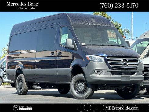 Used 2024 Mercedes-Benz Sprinter 2500 image 1