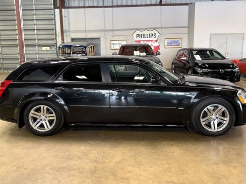 Used 2005 Dodge Magnum R/T image 22