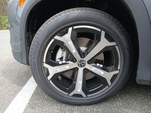 New 2026 Volkswagen Tiguan SE AWD/4WD image 26