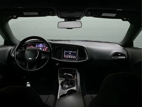 Used 2021 Dodge Challenger SXT RWD image 21