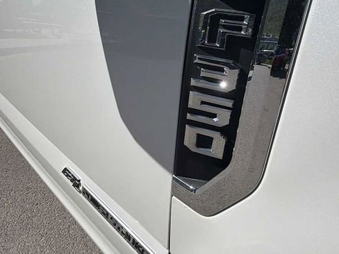 Used 2017 Ford F350 Platinum w/ Platinum Ultimate Package AWD/4WD image 11