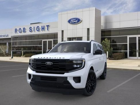 New 2026 Ford Expedition Platinum w/ Stealth Performance Package AWD/4WD image 2
