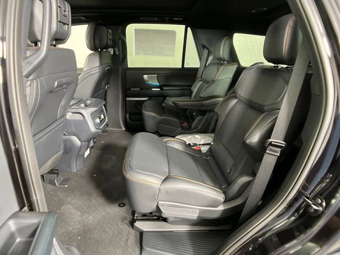 New 2026 Ford Expedition Tremor image 32