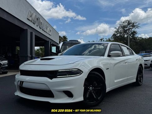 Used 2016 Dodge Charger R/T RWD image 3