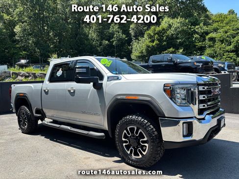 Used 2020 GMC Sierra 2500 SLE w/ SLE Value Package; AWD/4WD image 1