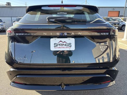 Used 2024 Nissan Ariya FWD image 4