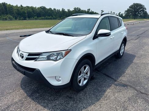 Used 2014 Toyota RAV4 XLE AWD/4WD image 13