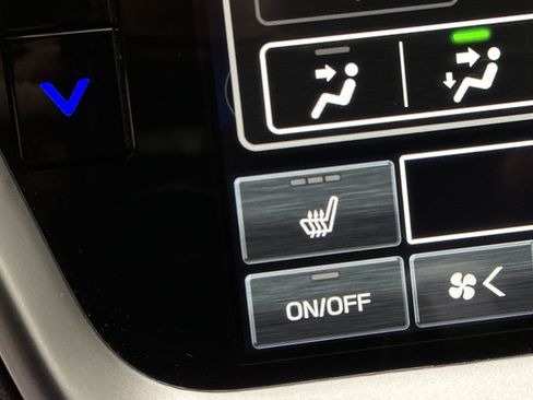 Used 2025 Subaru Legacy Premium AWD/4WD image 31