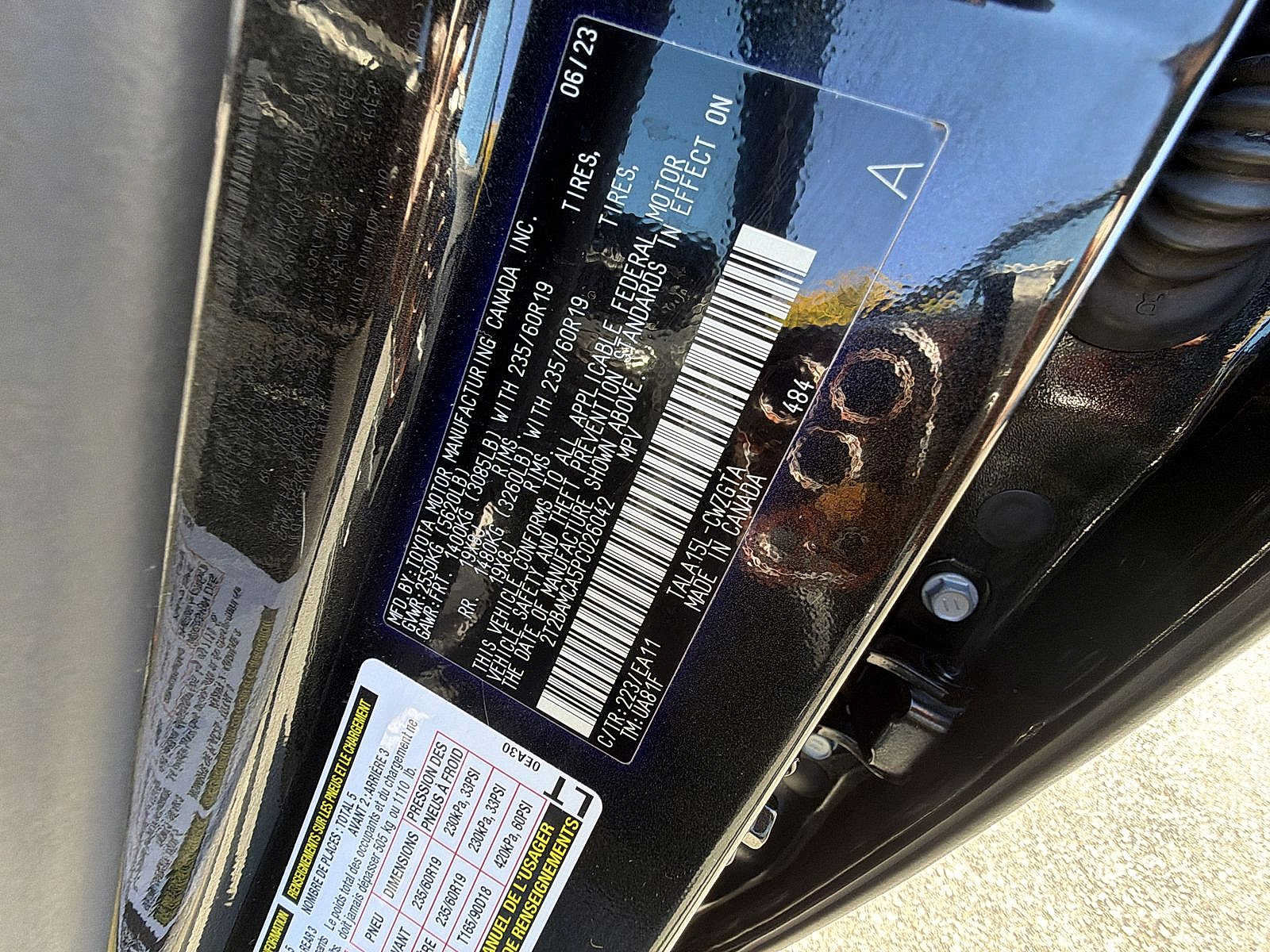 Used 2023 Lexus RX 350 Premium w/ Accessory Package AWD/4WD image 29