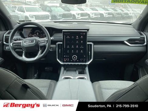 Certified 2025 GMC Acadia Elevation image 12