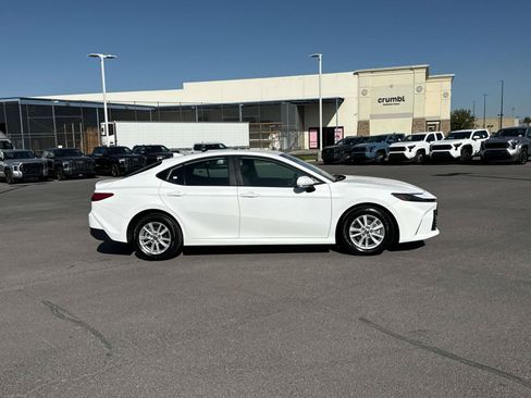 Used 2026 Toyota Camry LE FWD image 3