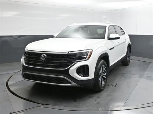 New 2026 Volkswagen Atlas Cross Sport SE image 30