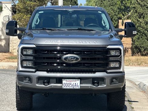 Used 2024 Ford F250 Lariat w/ Lariat Ultimate Package AWD/4WD image 9