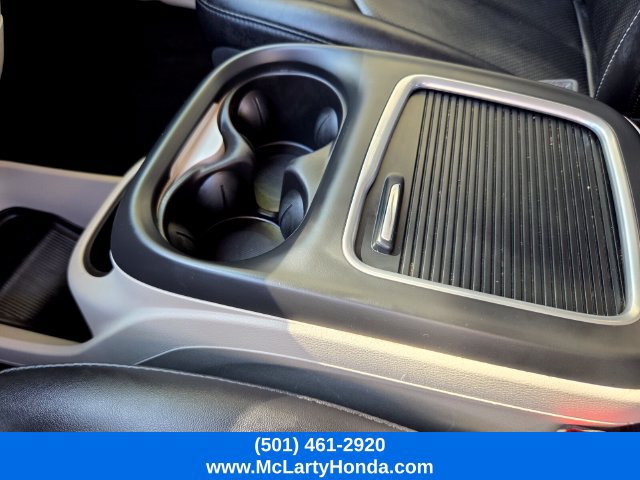 Used 2024 Chrysler Pacifica Touring-L FWD image 31