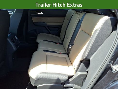 Used 2023 Volkswagen Atlas Cross Sport SE w/ Black Wheel Package AWD/4WD image 16