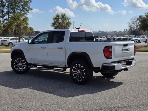 Used 2023 GMC Canyon Denali image 4