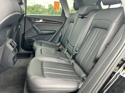 Used 2018 Audi Q5 2.0T Premium Plus AWD/4WD image 18