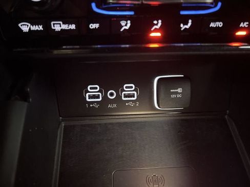 Used 2024 Jeep Grand Cherokee L Altitude AWD/4WD image 34
