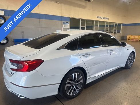 Used 2020 Honda Accord Touring image 3