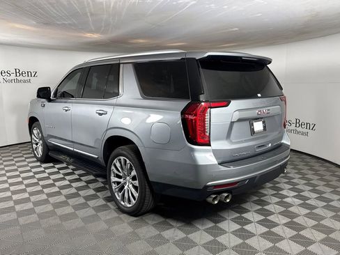 Used 2024 GMC Yukon Denali w/ Advanced Technology Package AWD/4WD image 5