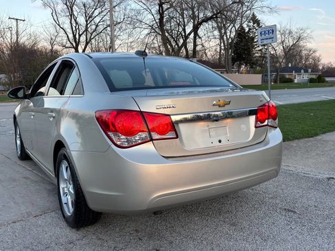 Used 2015 Chevrolet Cruze LT w/ Sun And Sound Package image 19