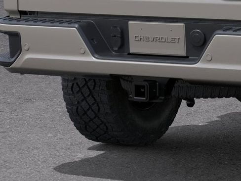 New 2026 Chevrolet Silverado 2500 ZR2 w/ LPO, Dark Essentials Package AWD/4WD image 15