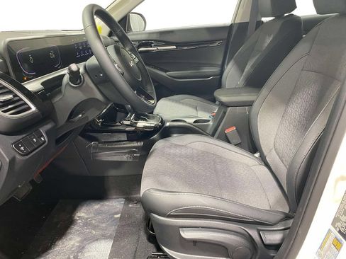New 2026 Kia Seltos S AWD/4WD image 17