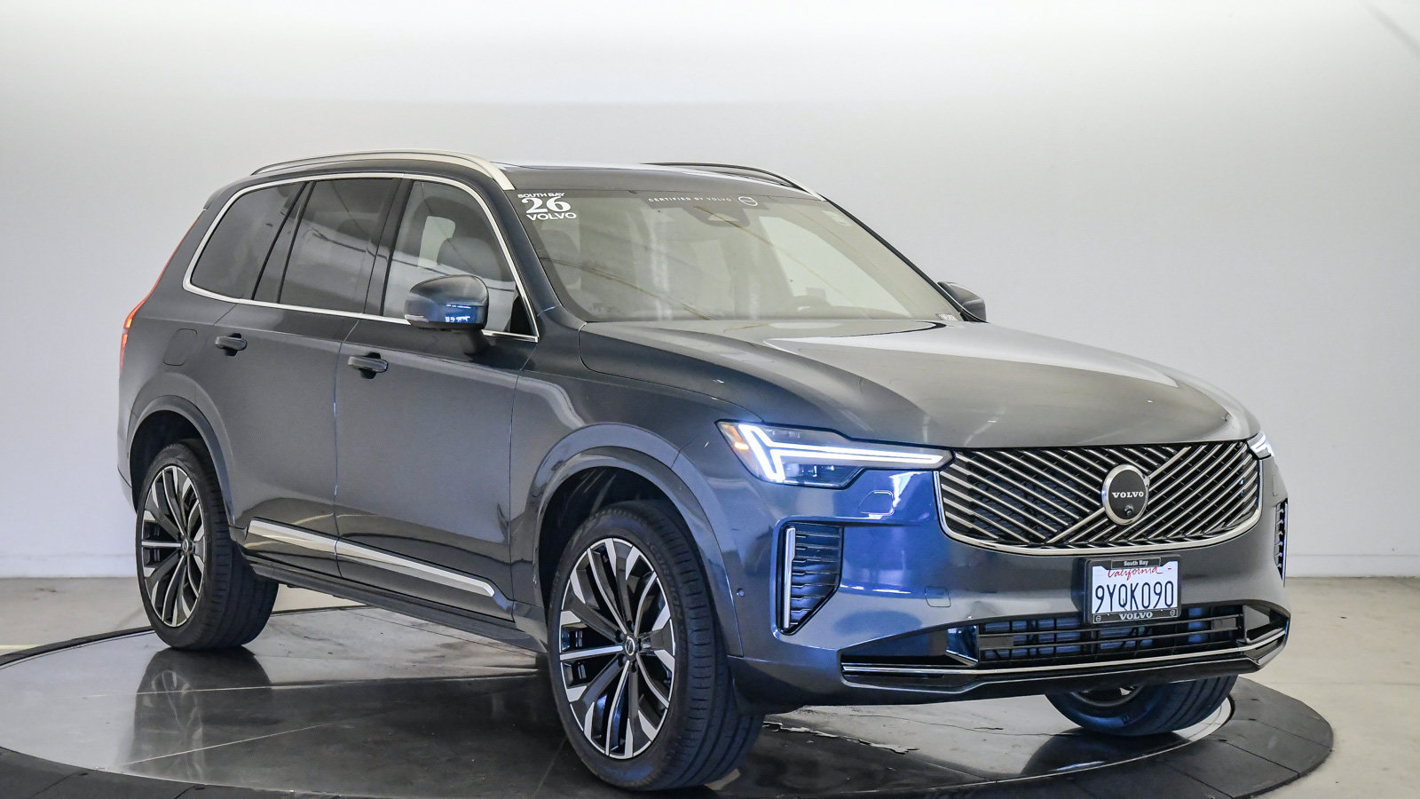 Certified 2026 Volvo XC90 B6 Plus w/ Protection Package AWD/4WD image 6