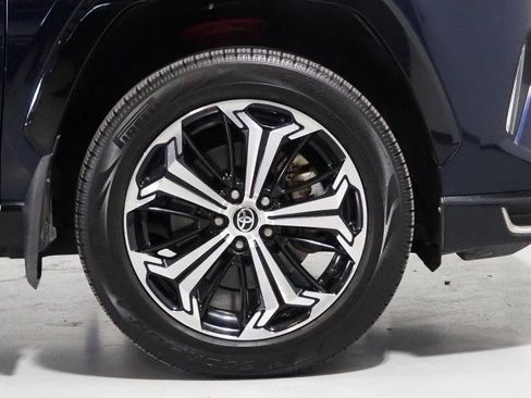 Used 2022 Toyota RAV4 Prime XSE image 42