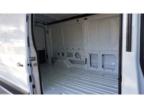 New 2026 Ford Transit 250 148 Medium Roof RWD image 15