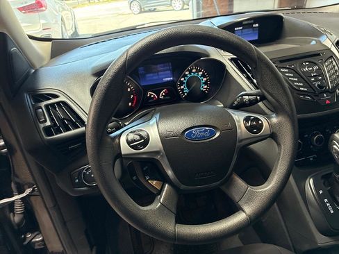 Used 2015 Ford Escape S image 15