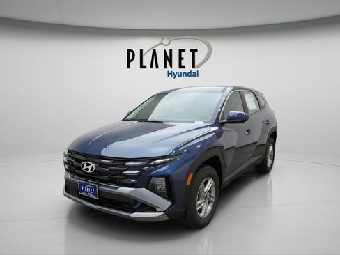 New 2026 Hyundai Tucson SE image 2