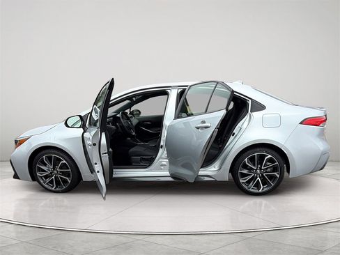 Used 2022 Toyota Corolla SE image 22